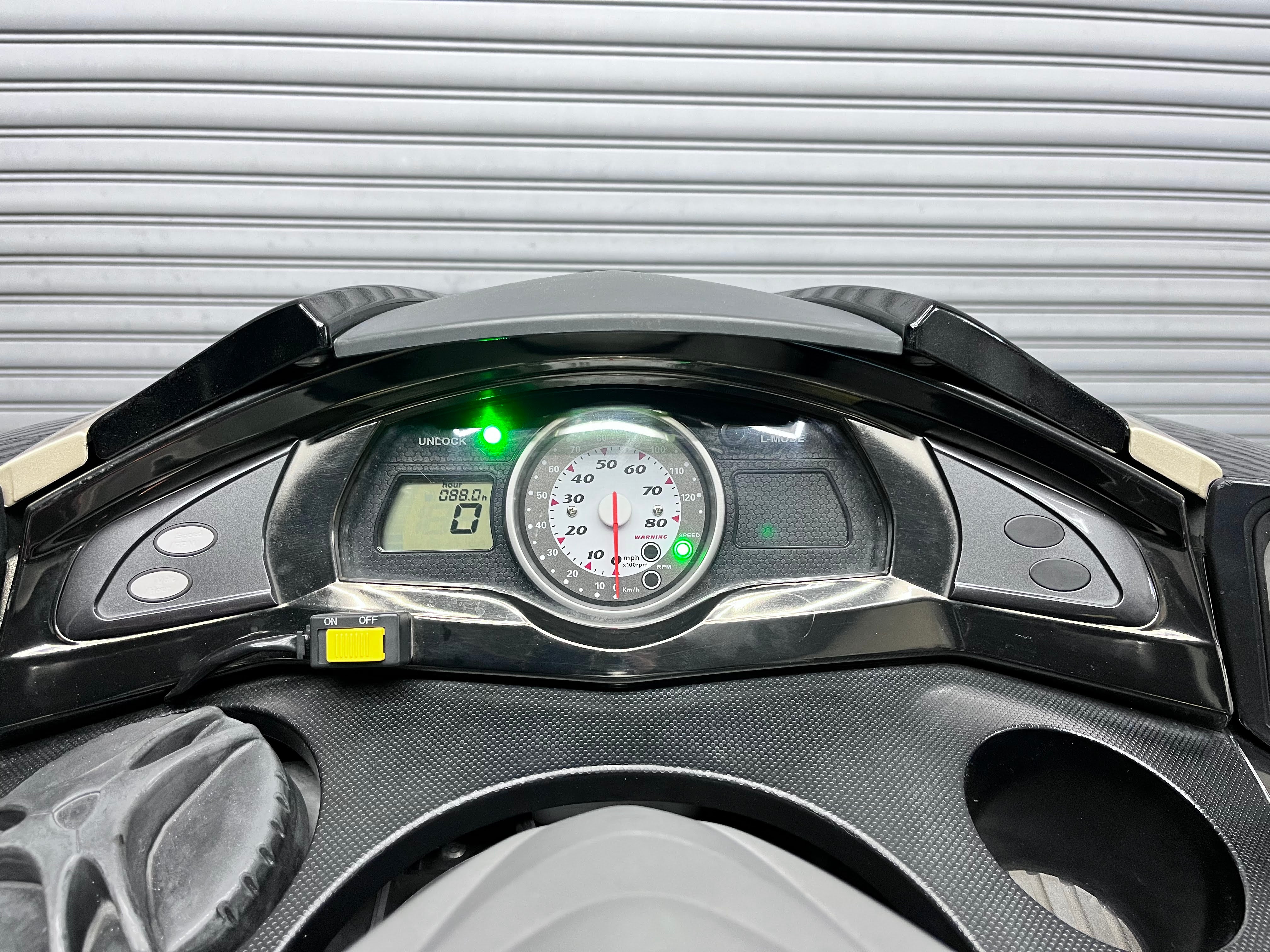 FX-Cruiser HO '11 114Hours