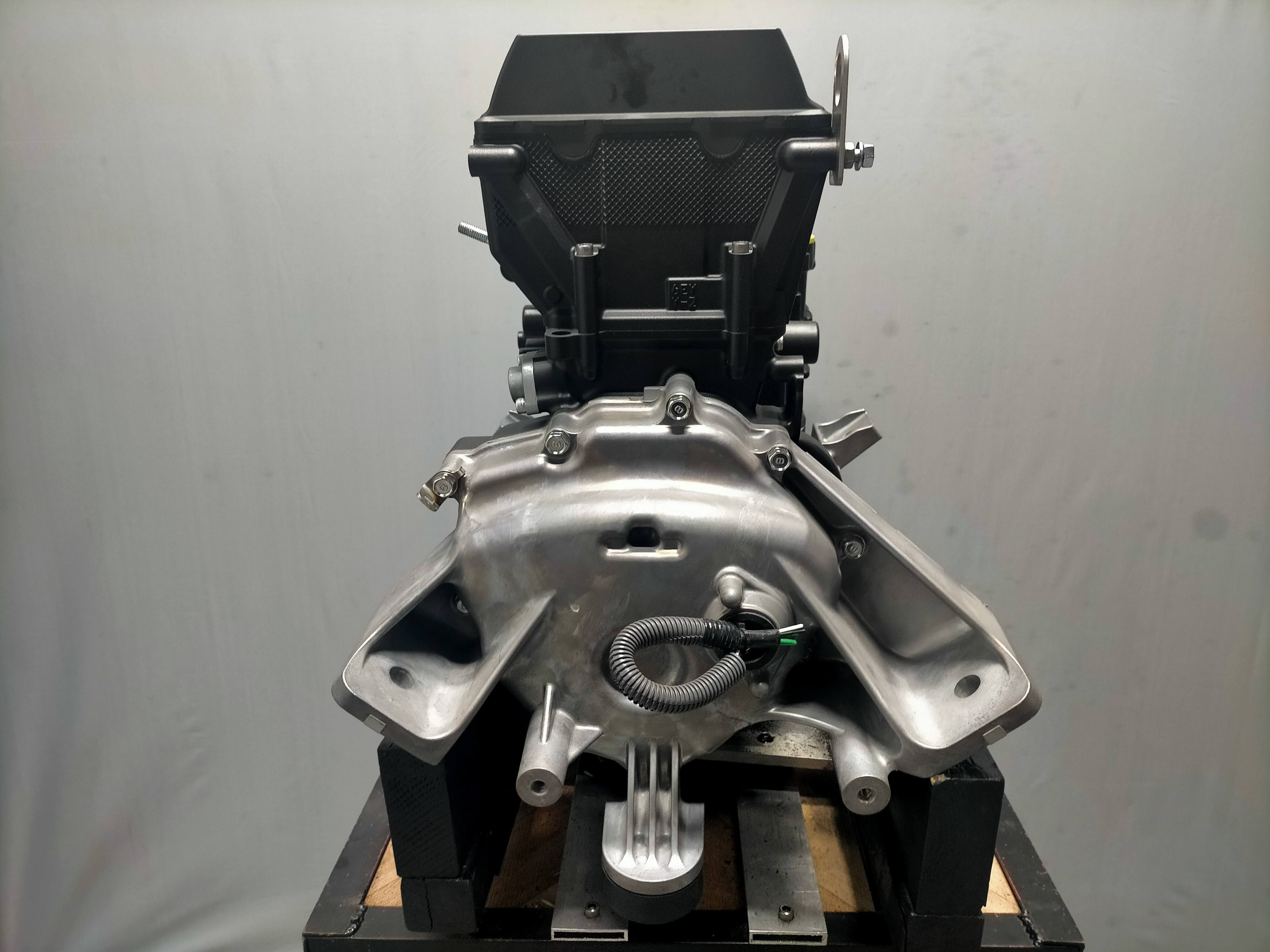 Used ENGINE VX-Cruiser '16 [X2402-05]