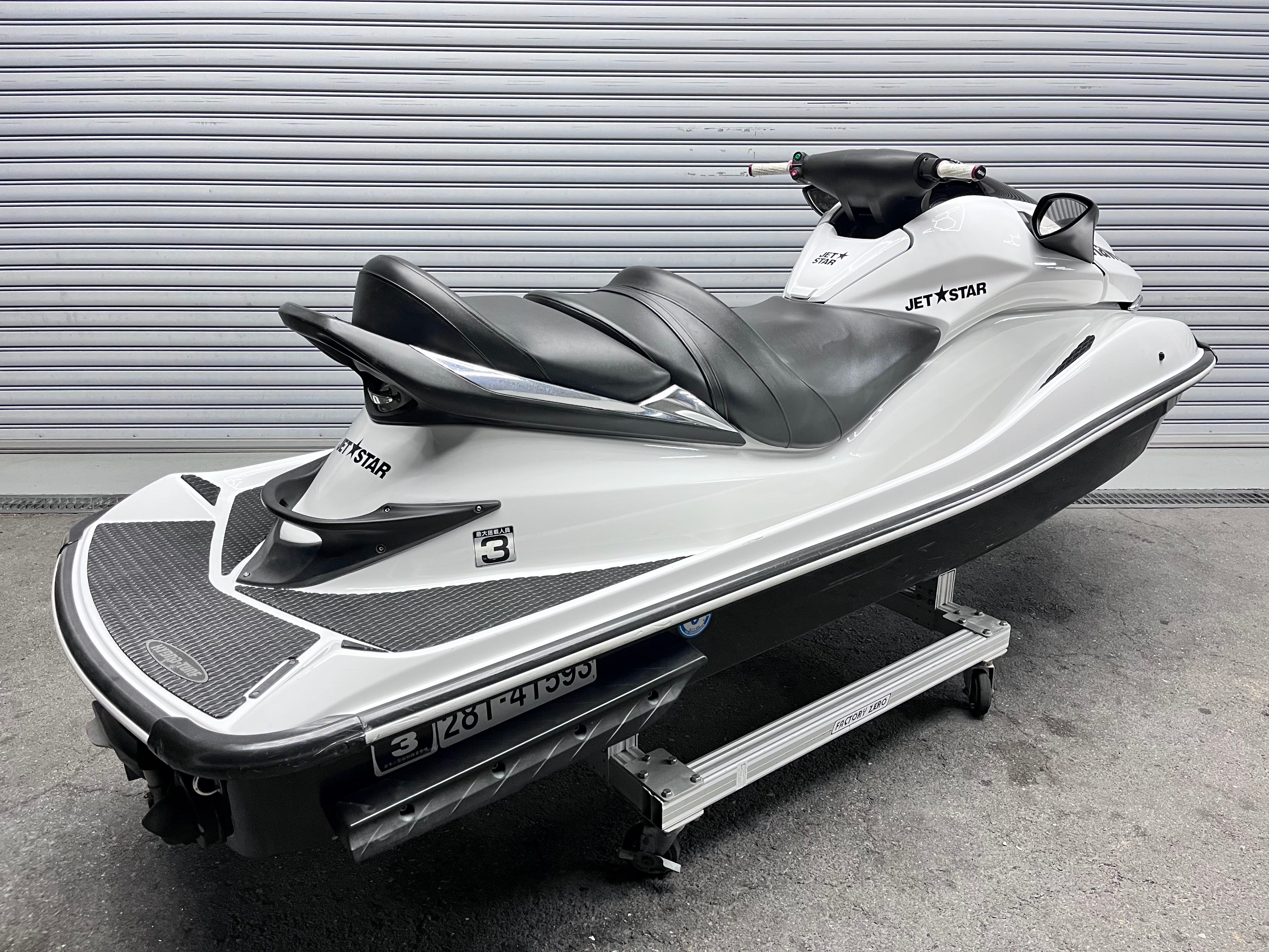 ULTRA-LX '09 207Hours [Almost fresh water only use]