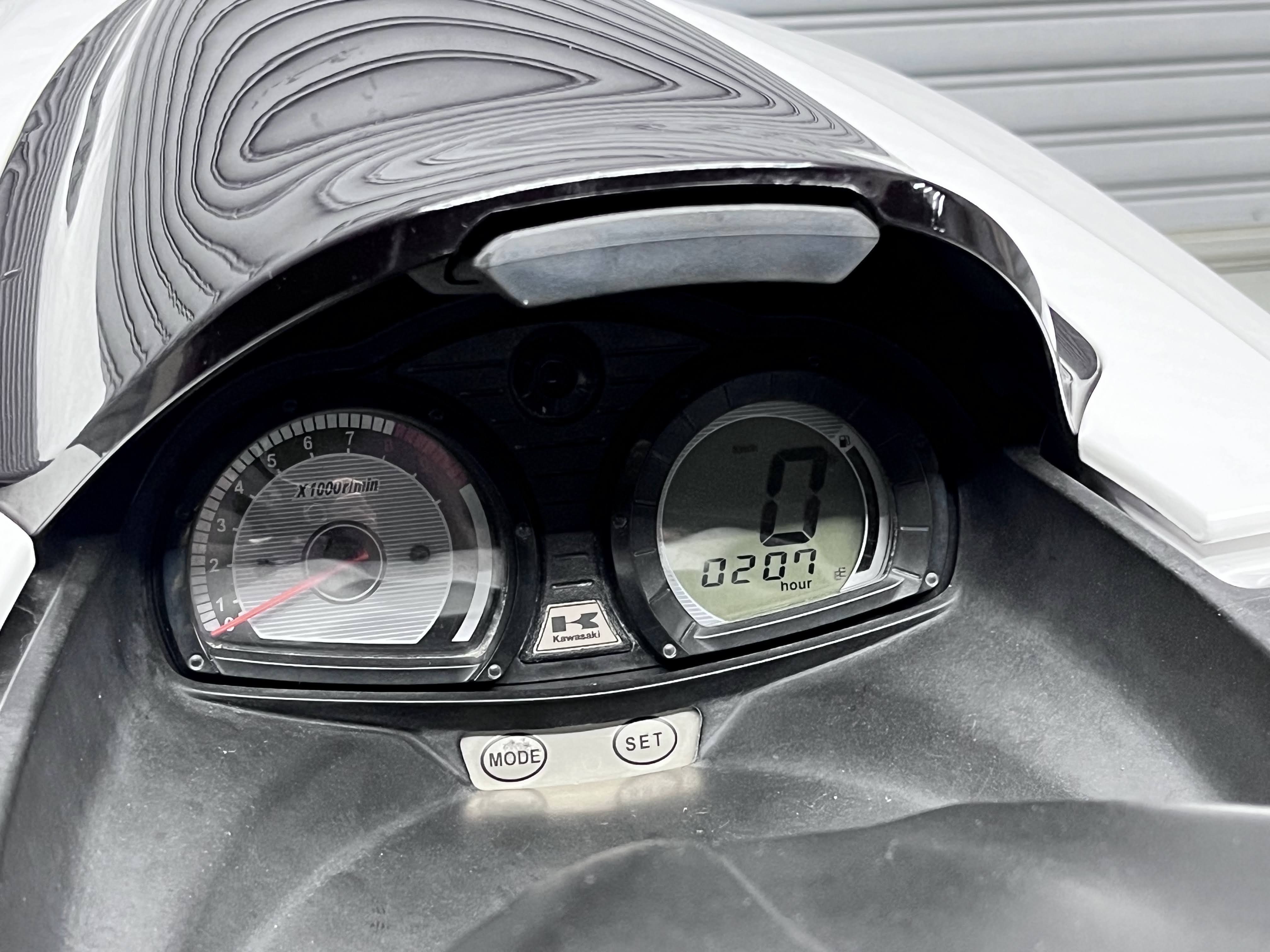 ULTRA-LX '09 207Hours [Almost fresh water only use]