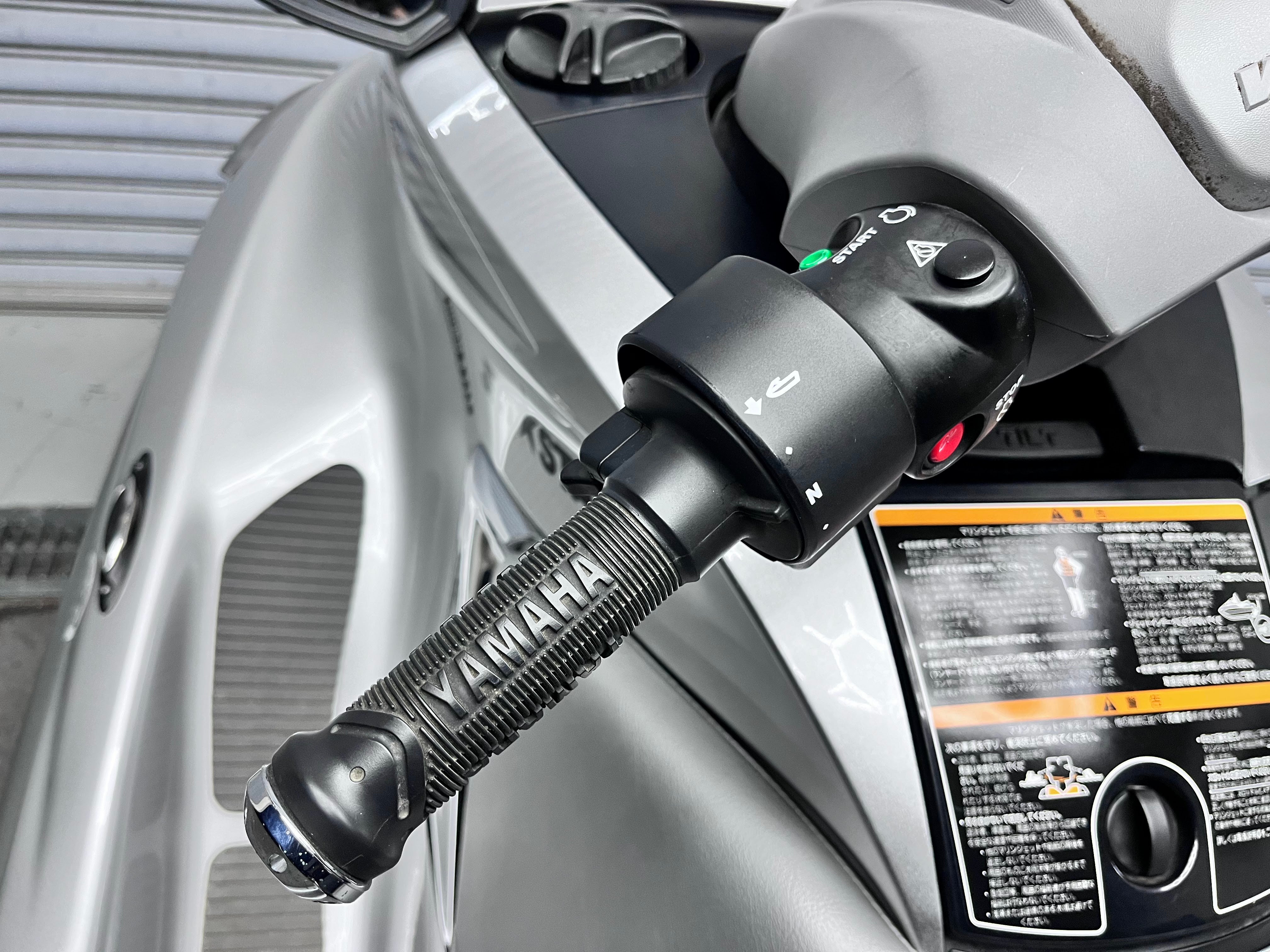 FX-Cruiser HO '10 58Hours 1800cc [Like new/Fresh water use only]