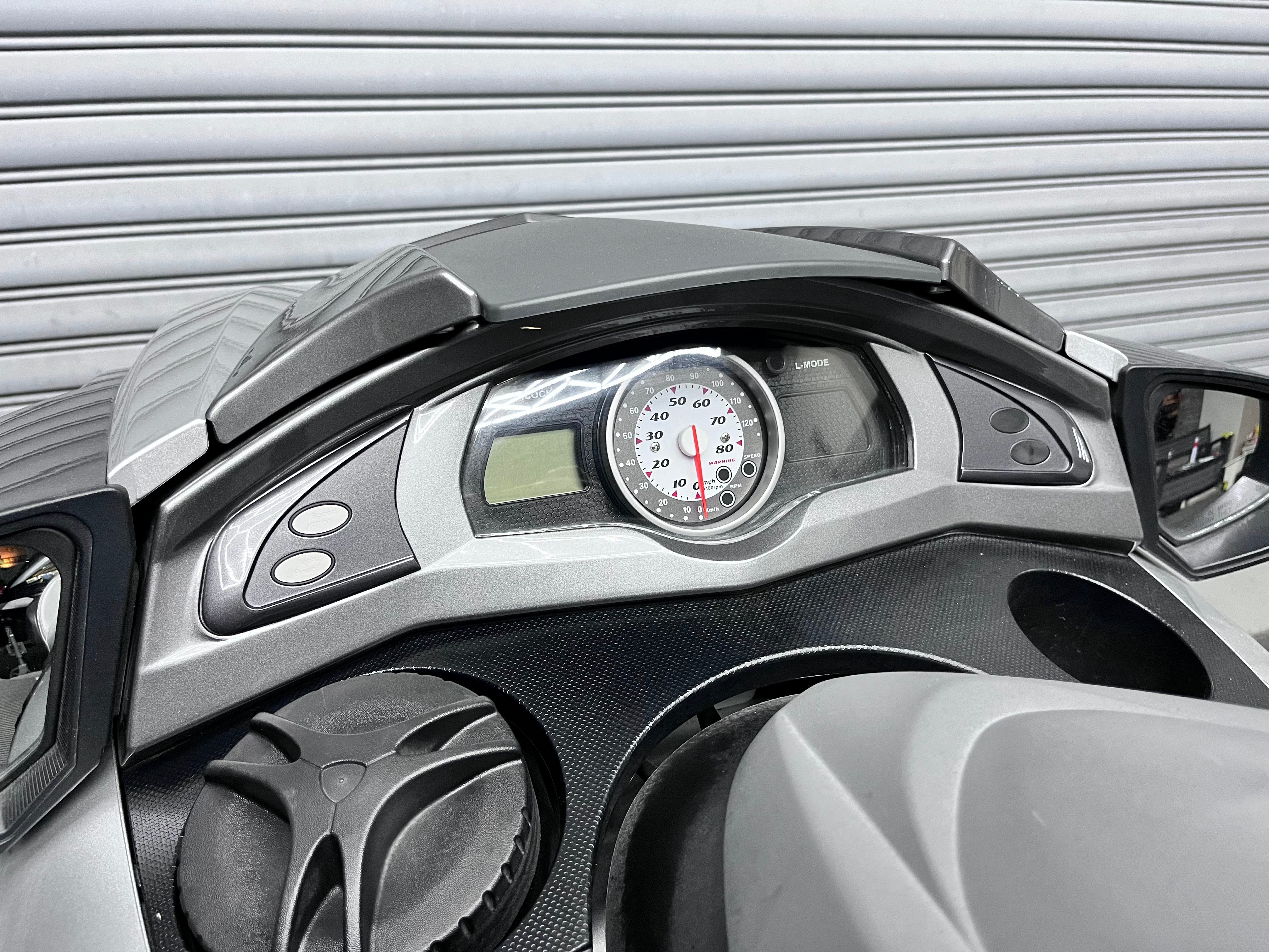 FX-Cruiser HO '10 58Hours 1800cc [Like new/Fresh water use only]