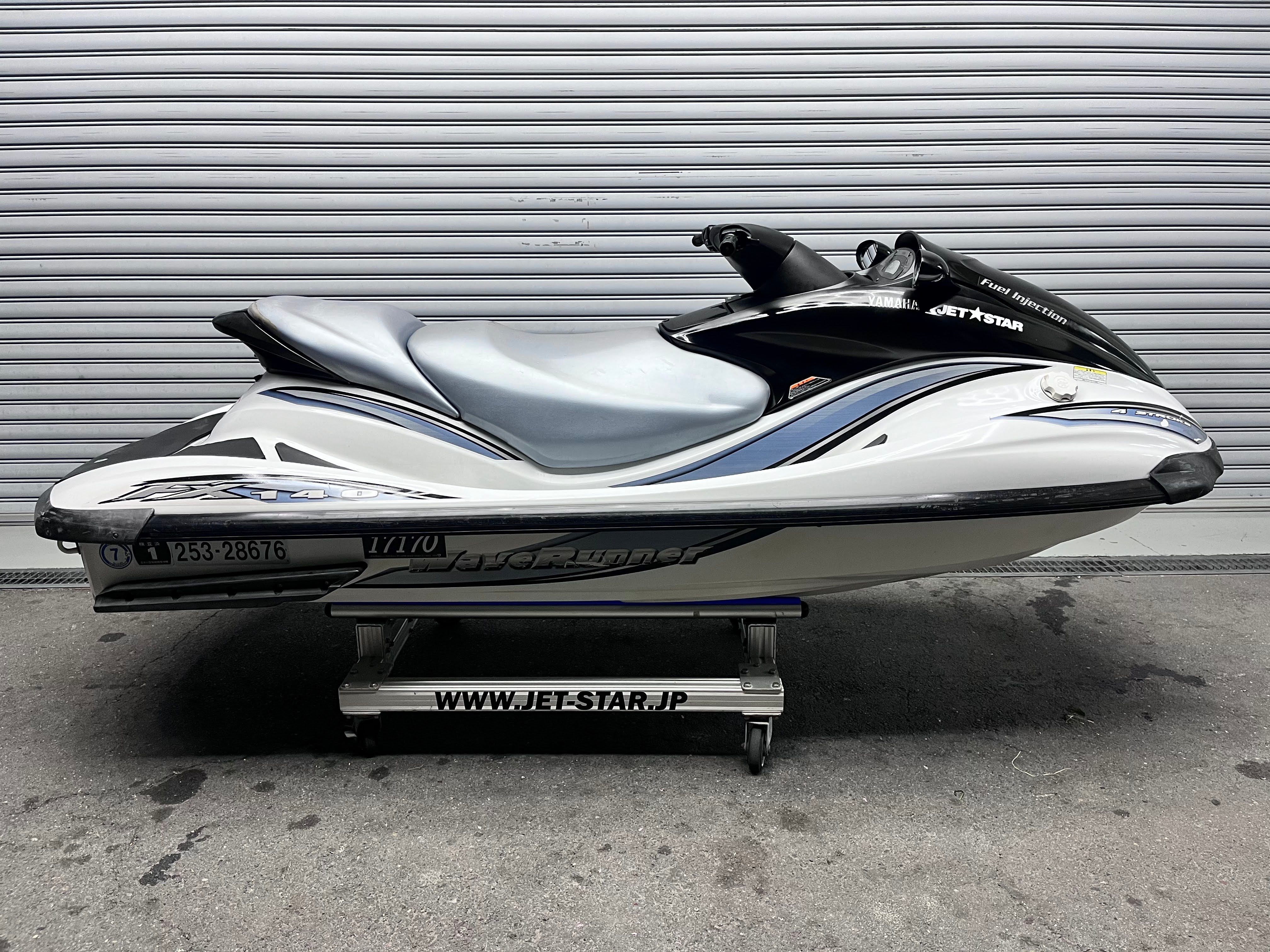 FX140 '03 263Hours MR-1 [Almost fresh water only use]