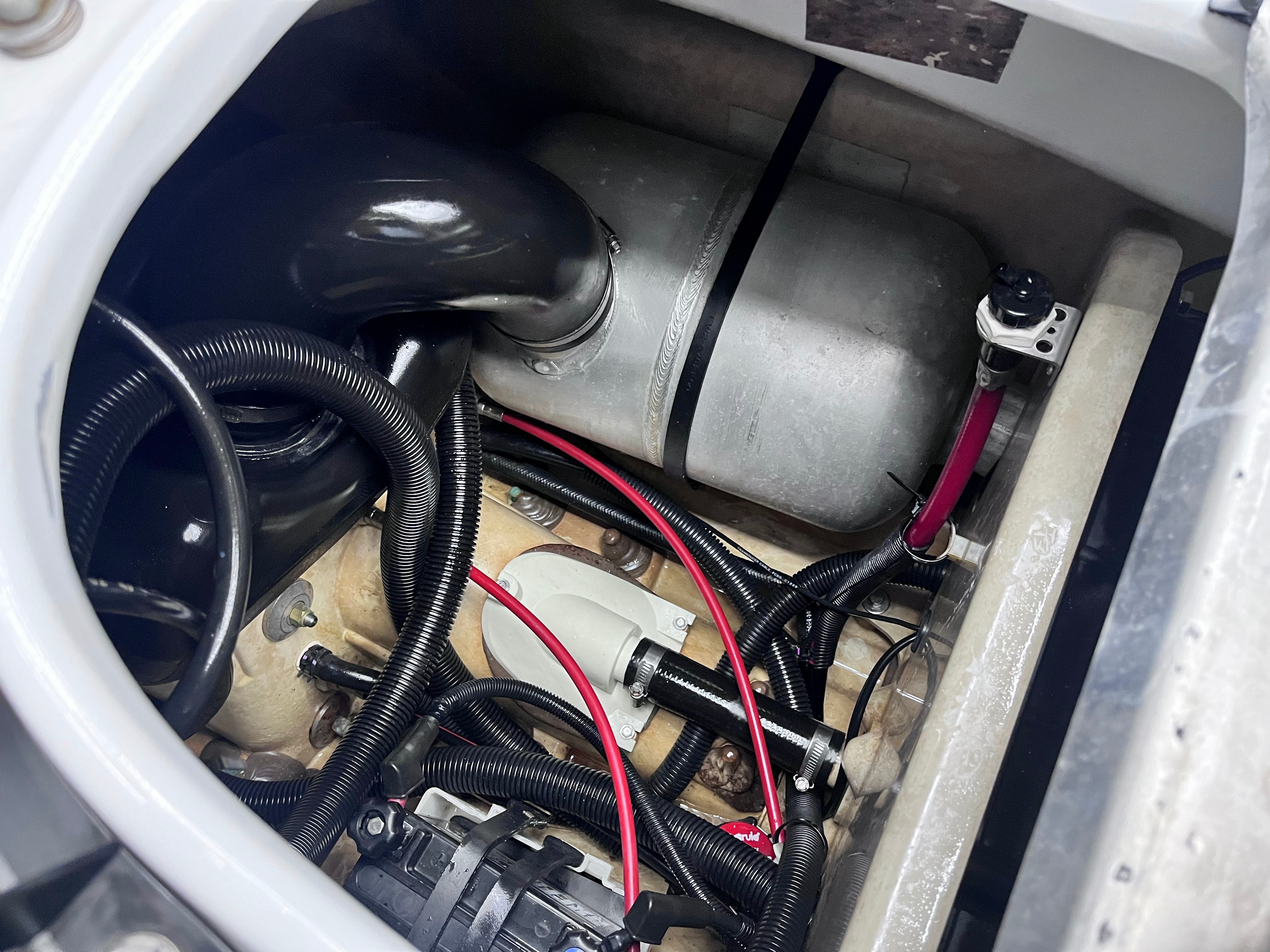 FX140 '03 263Hours MR-1 [Almost fresh water only use]