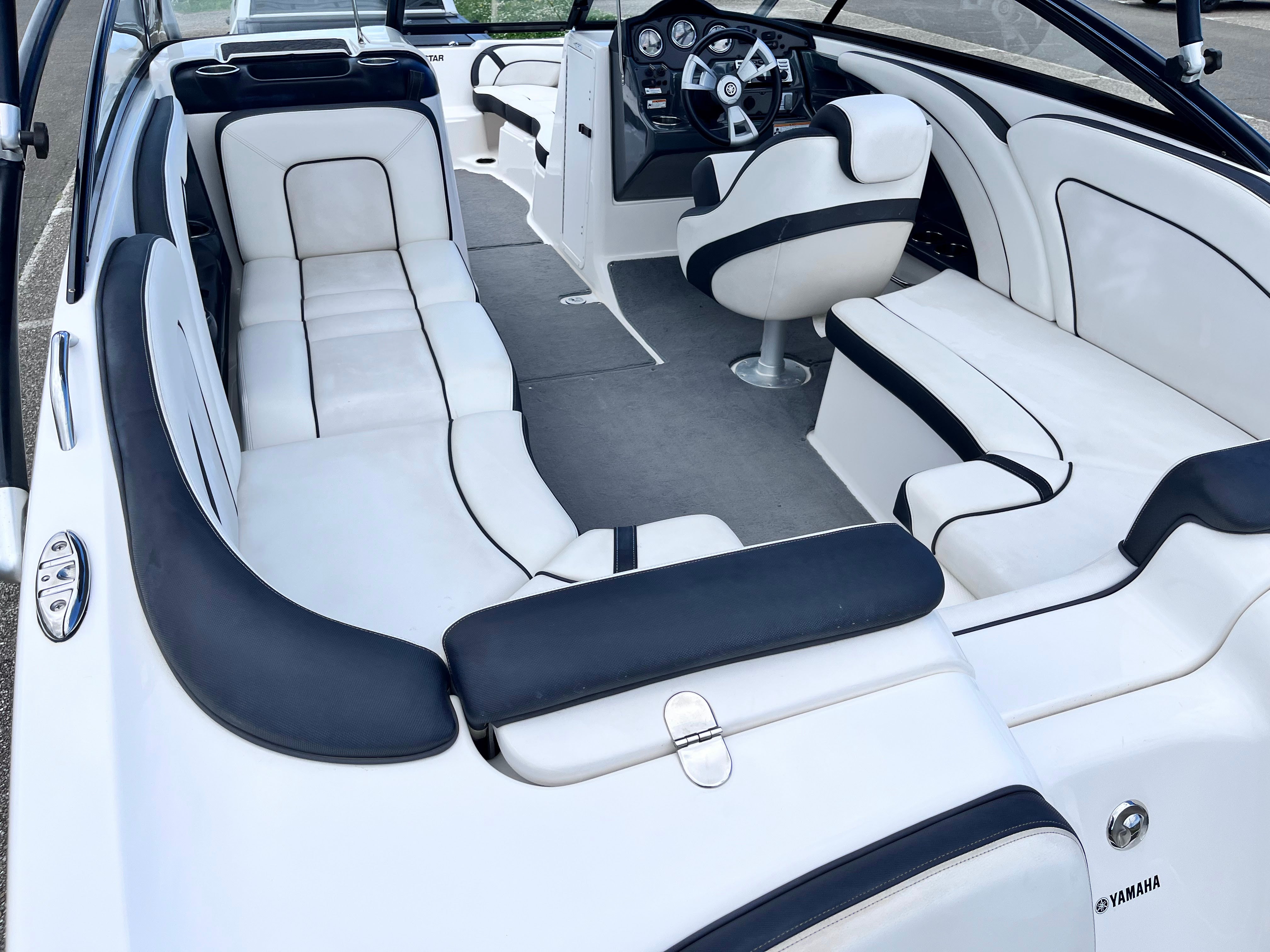 AR240 HighOutput '14 [Excellent condition/Fresh water use only]