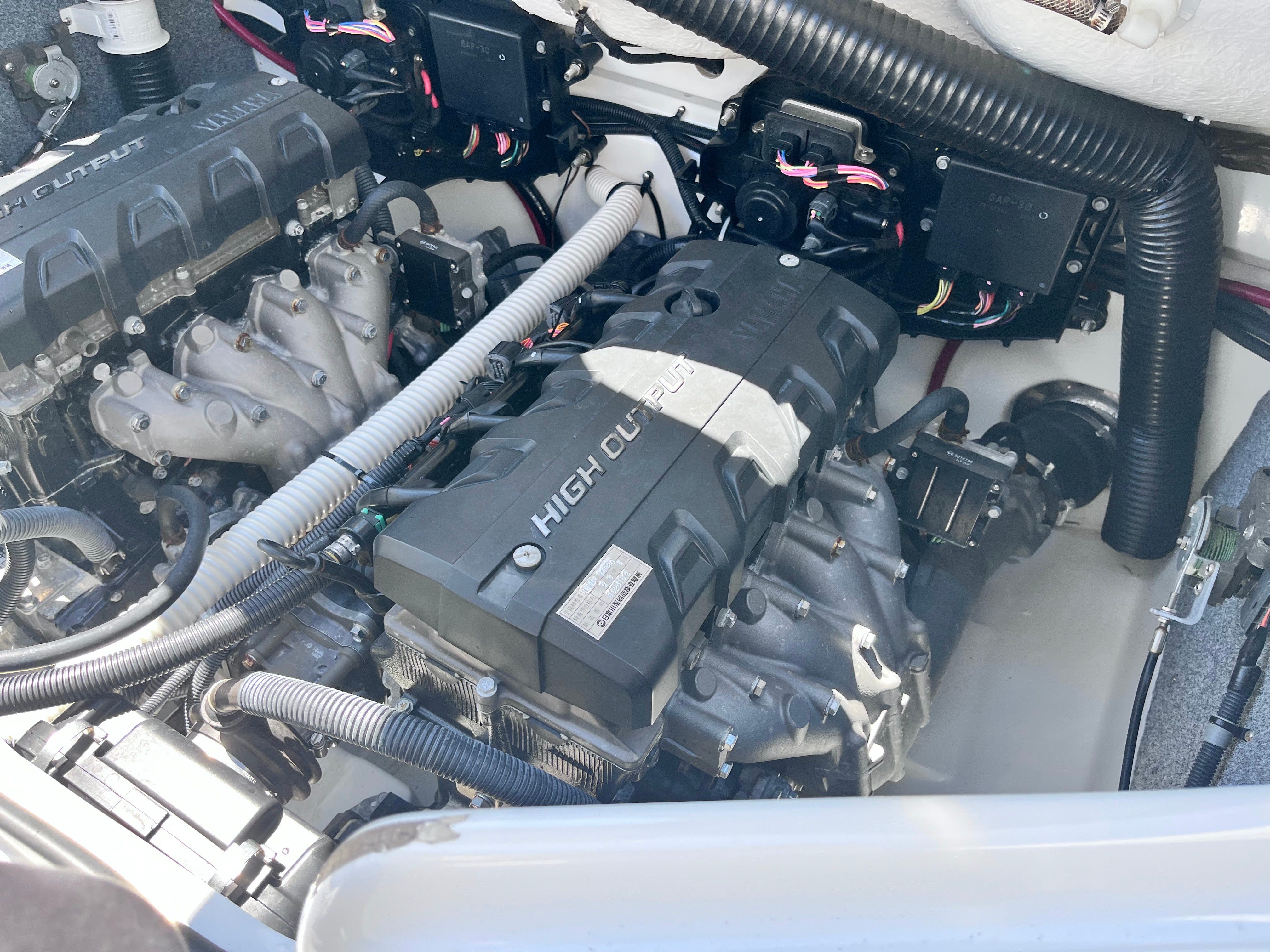 AR240 HighOutput '14 [Excellent condition/Fresh water use only]