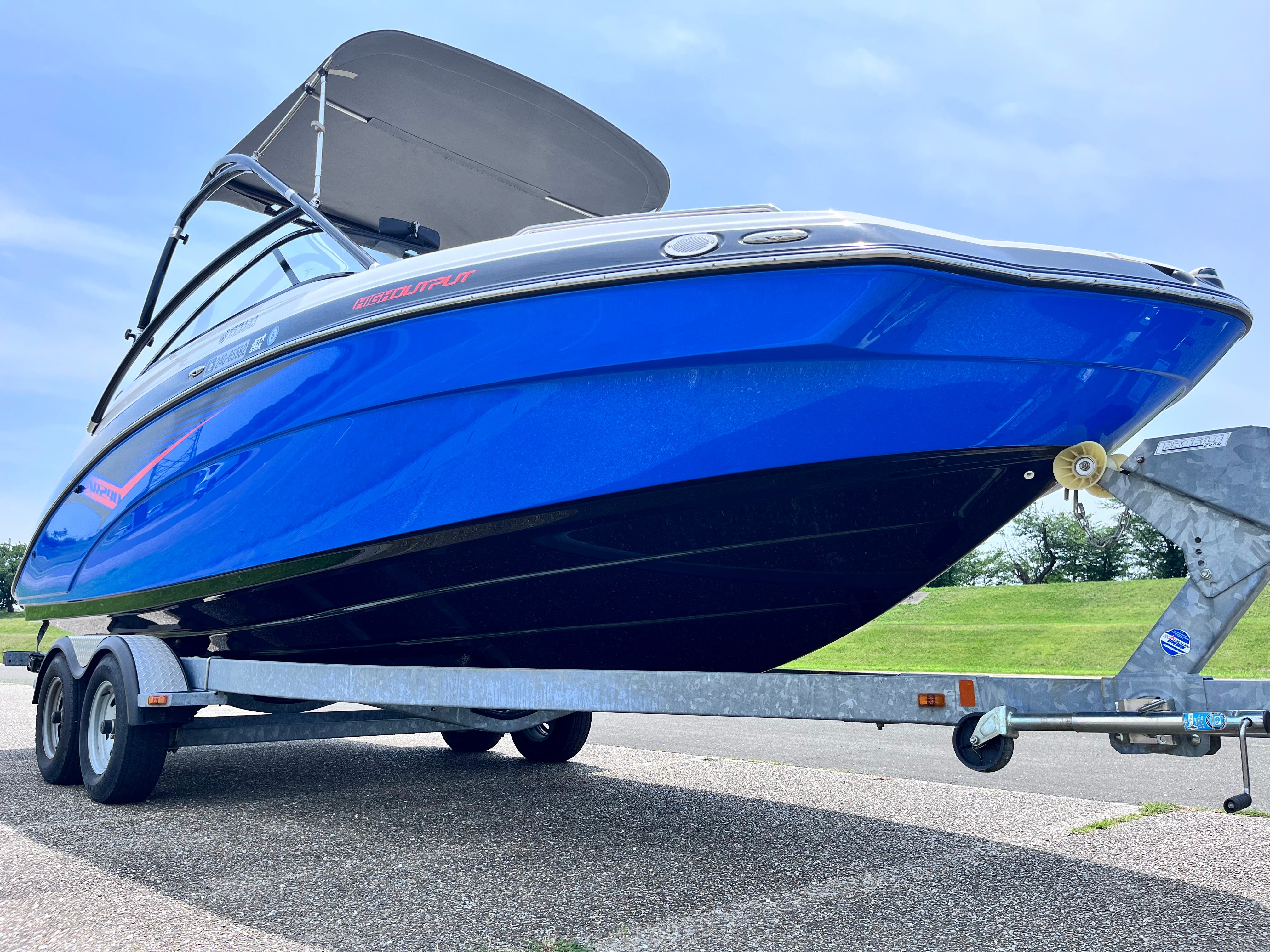 AR240 HighOutput '14 [Flexiteek & Thrust Vector]