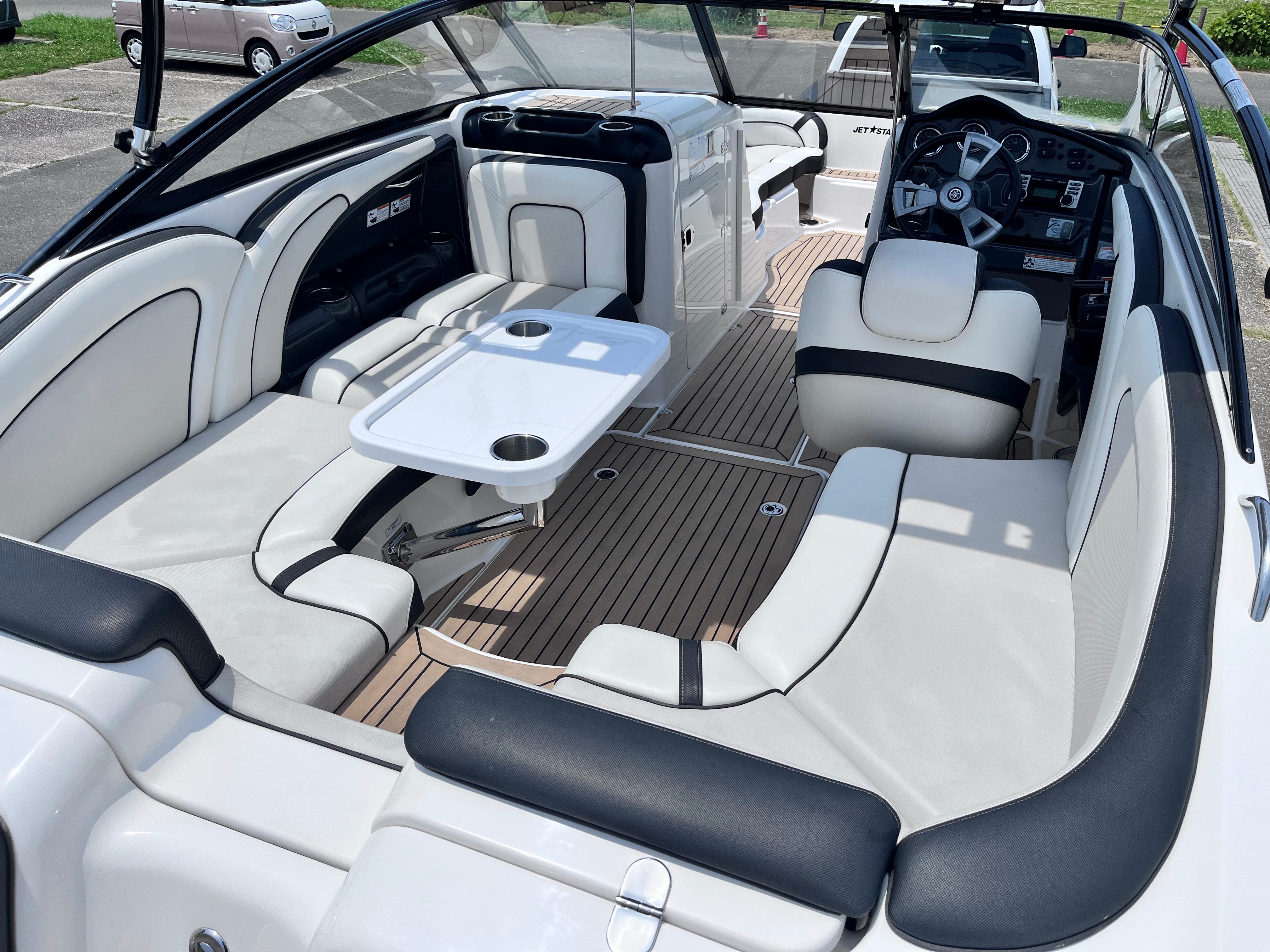 AR240 HighOutput '14 [Flexiteek & Thrust Vector]