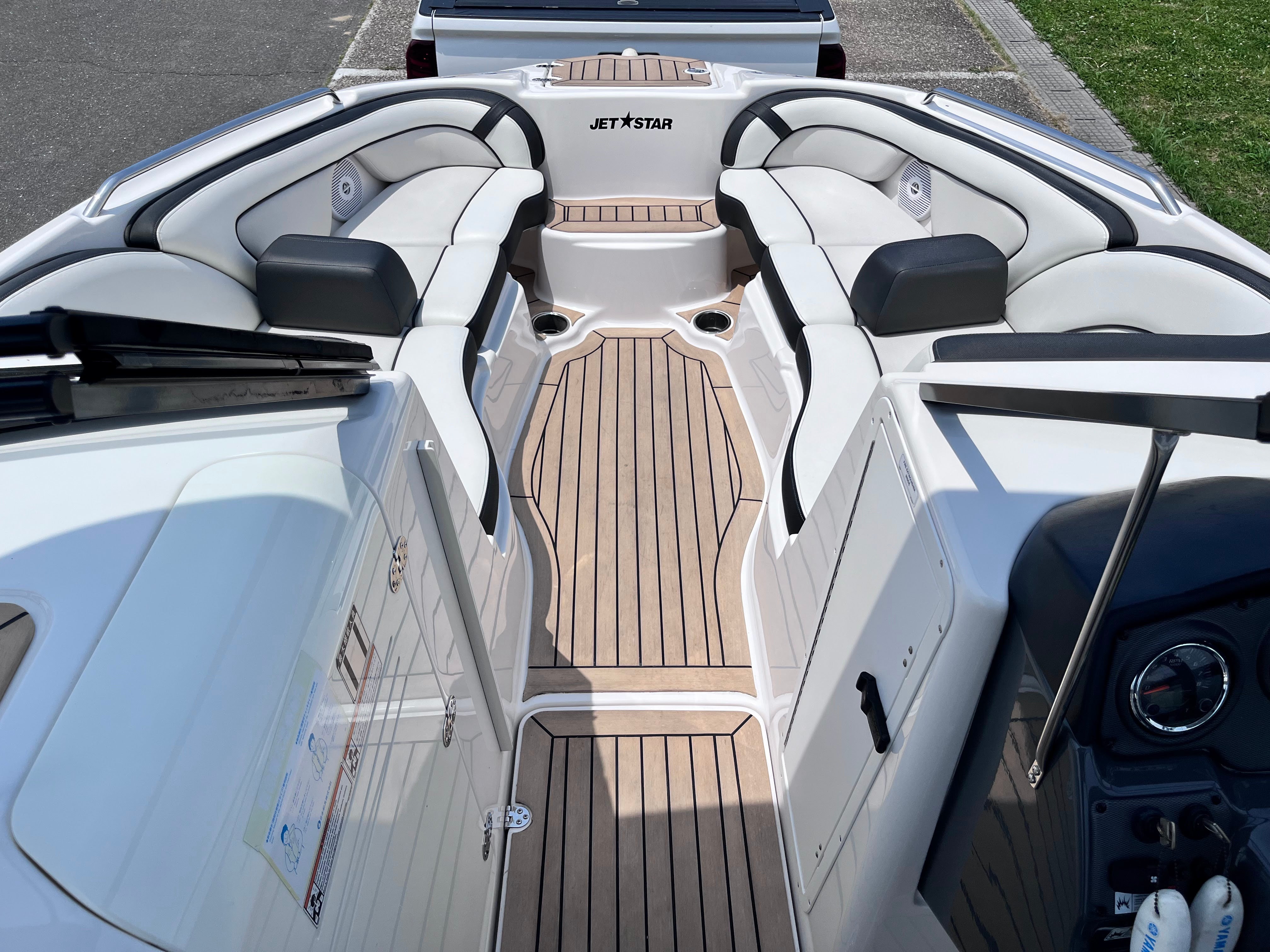 AR240 HighOutput '14 [Flexiteek & Thrust Vector]