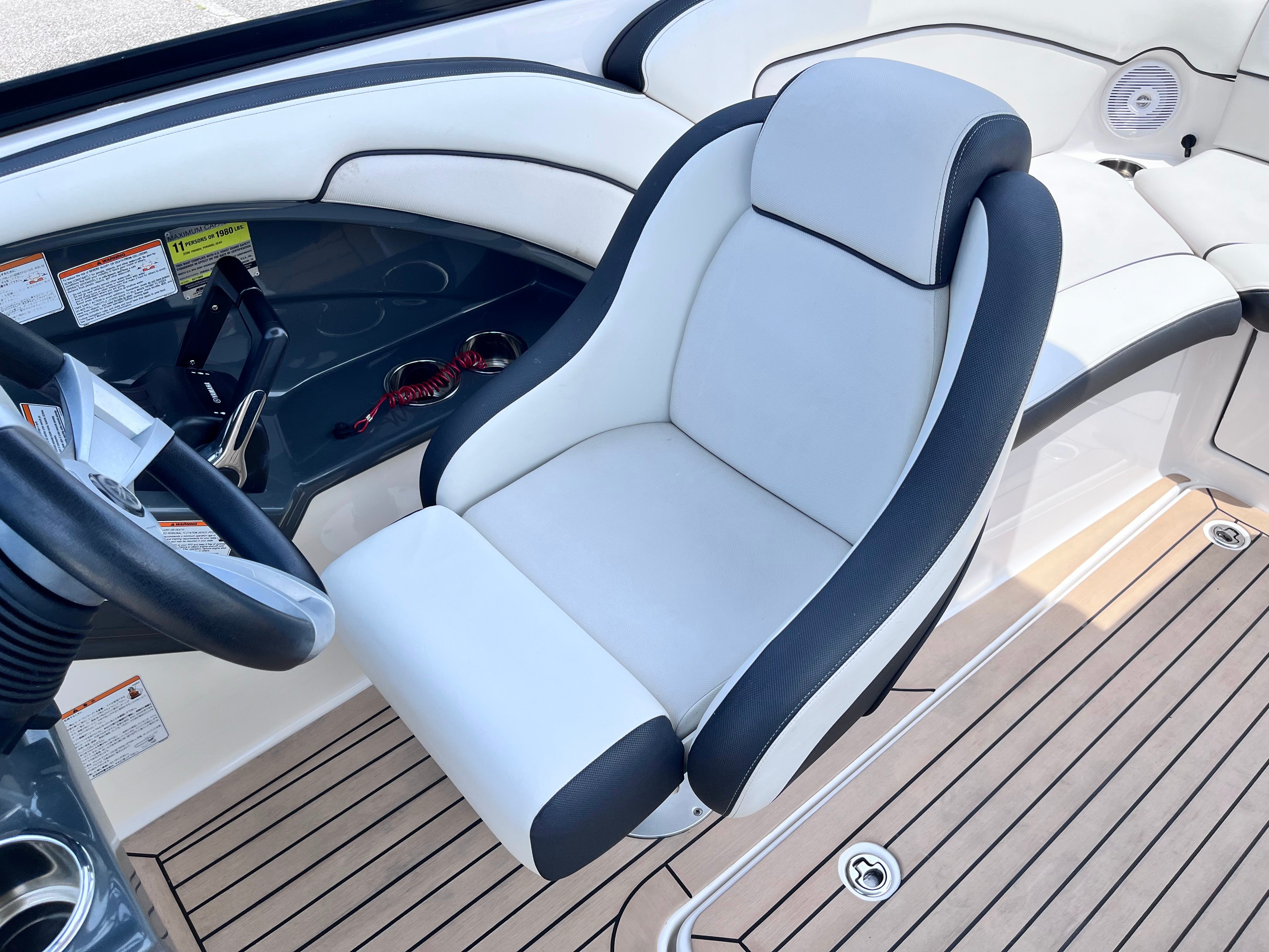 AR240 HighOutput '14 [Flexiteek & Thrust Vector]