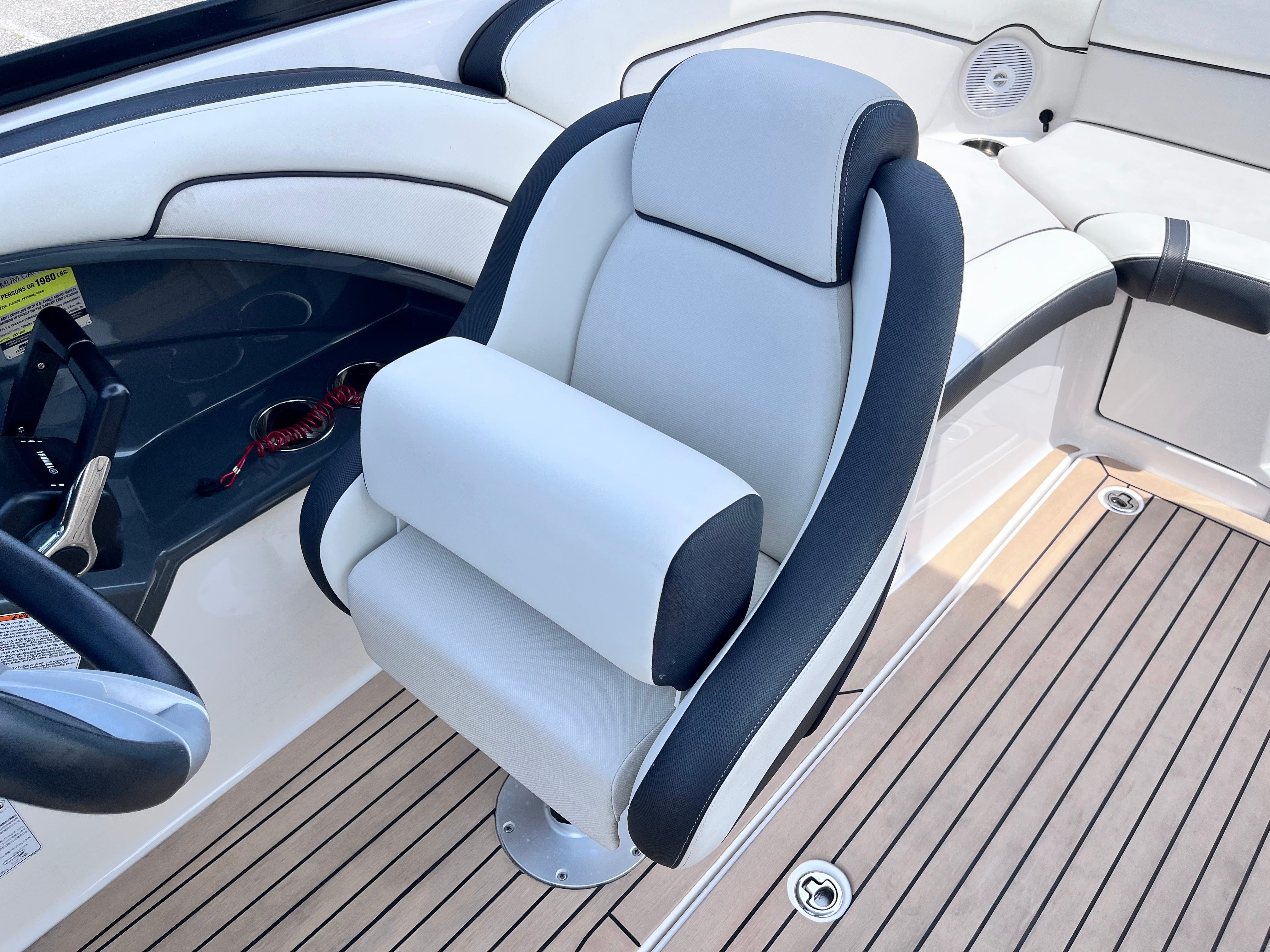 AR240 HighOutput '14 [Flexiteek & Thrust Vector]