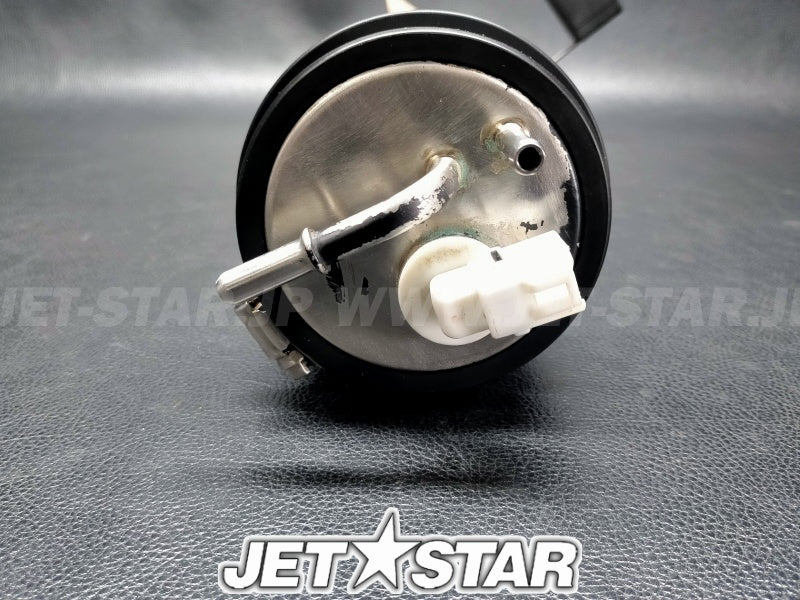 Used 49040-3719 PUMP-FUEL  [K1094-08]