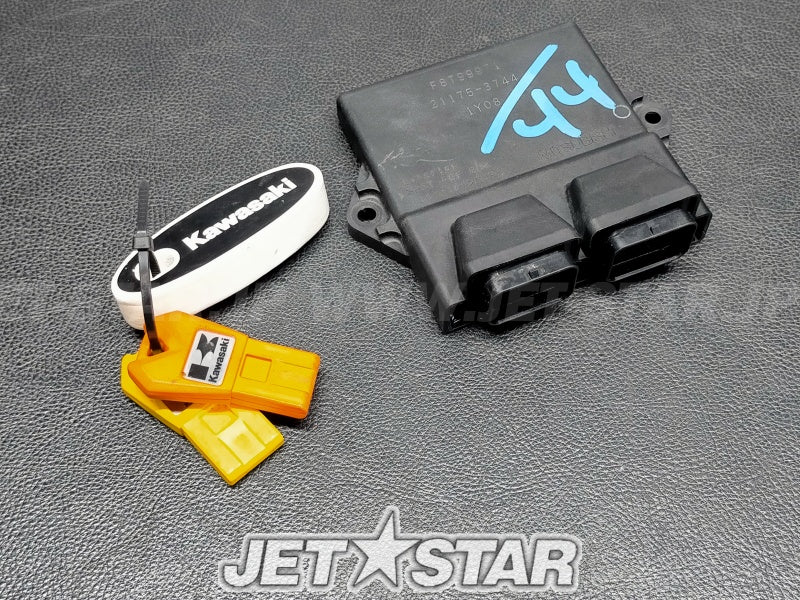 Used 21175-3744 CONTROL UNIT-ELECTRON [K3811-03]