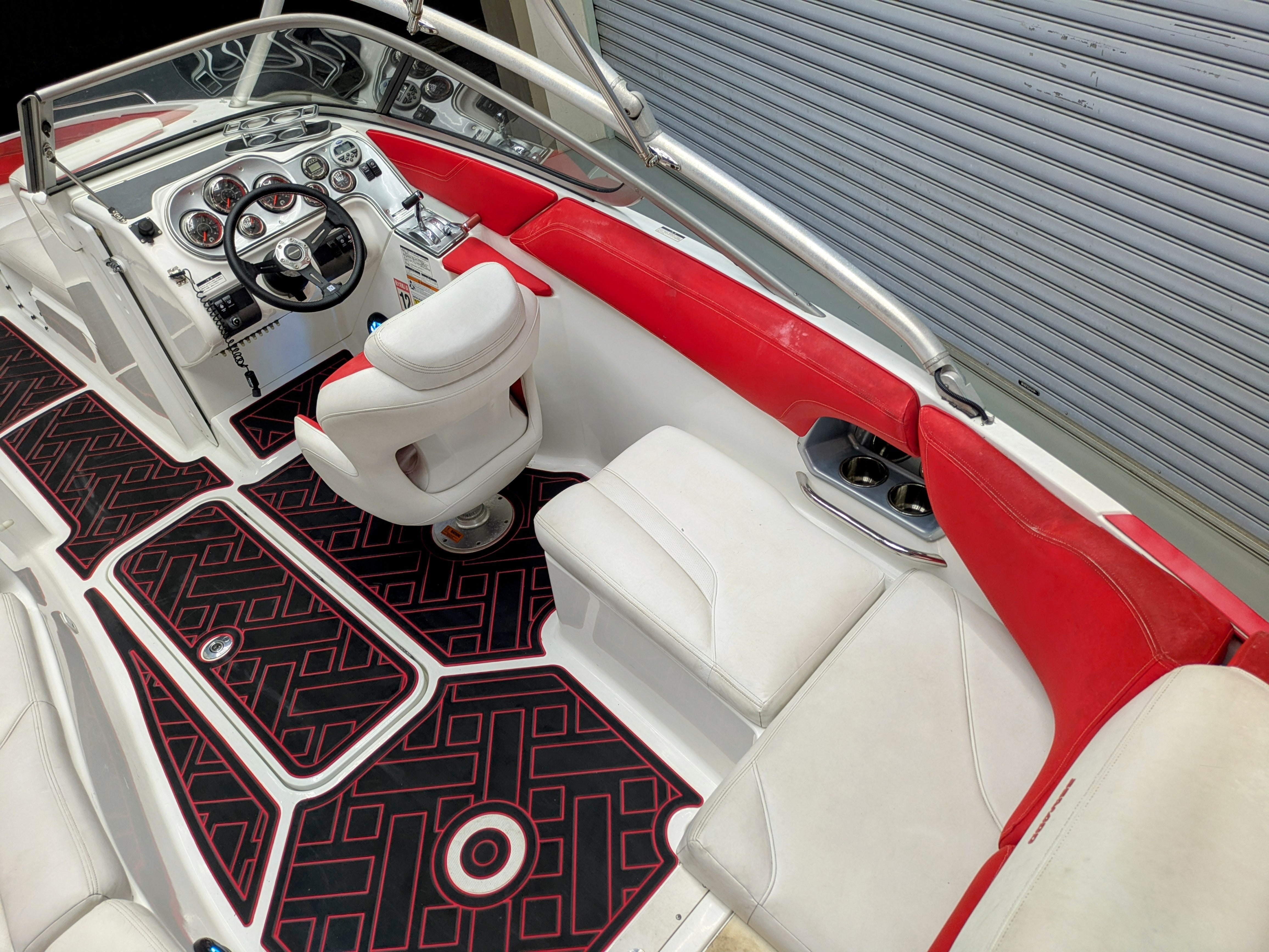 230Challenger '09 Used [Good condition]