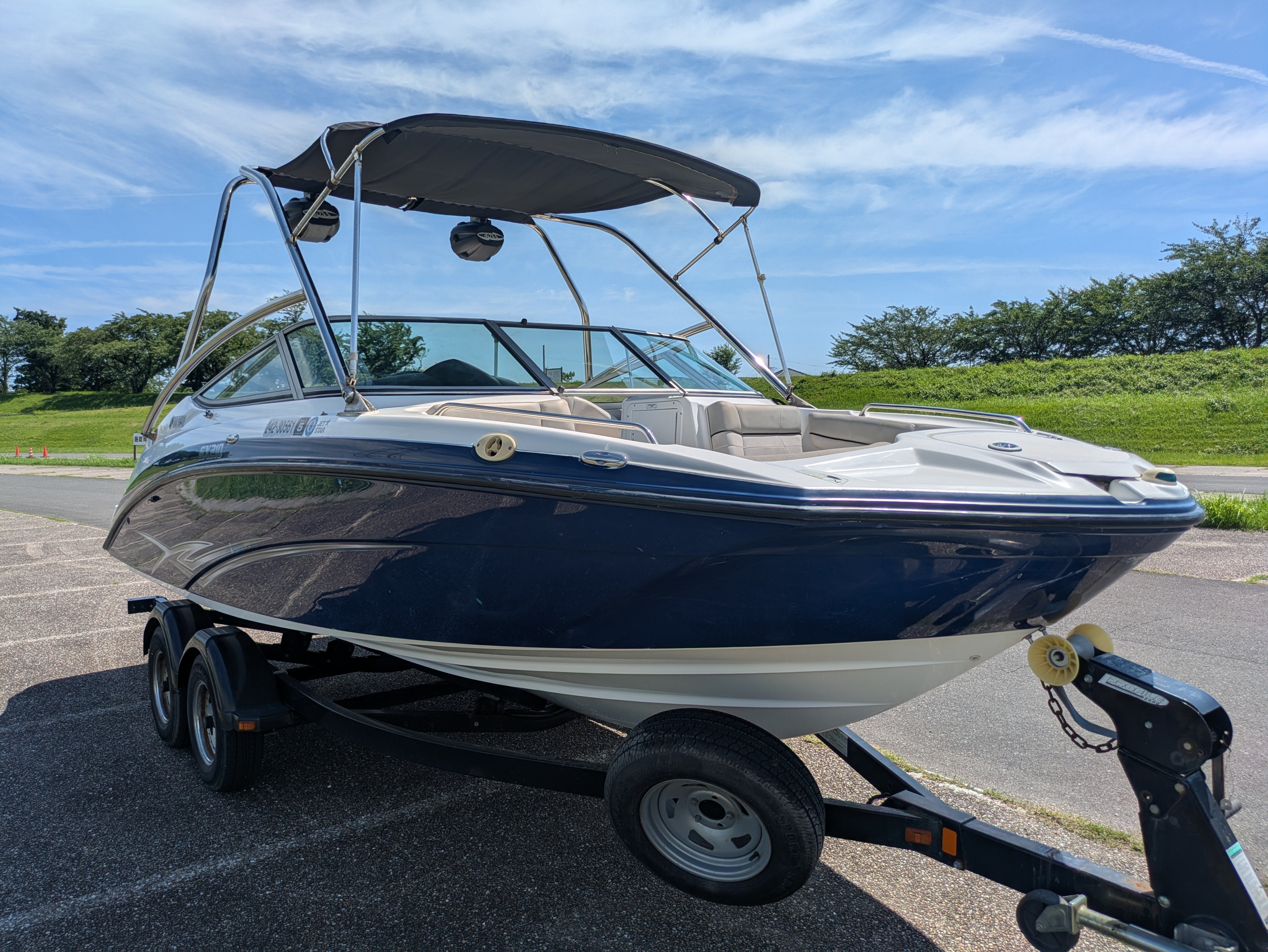 SX210 with Waketower '12 [Used]