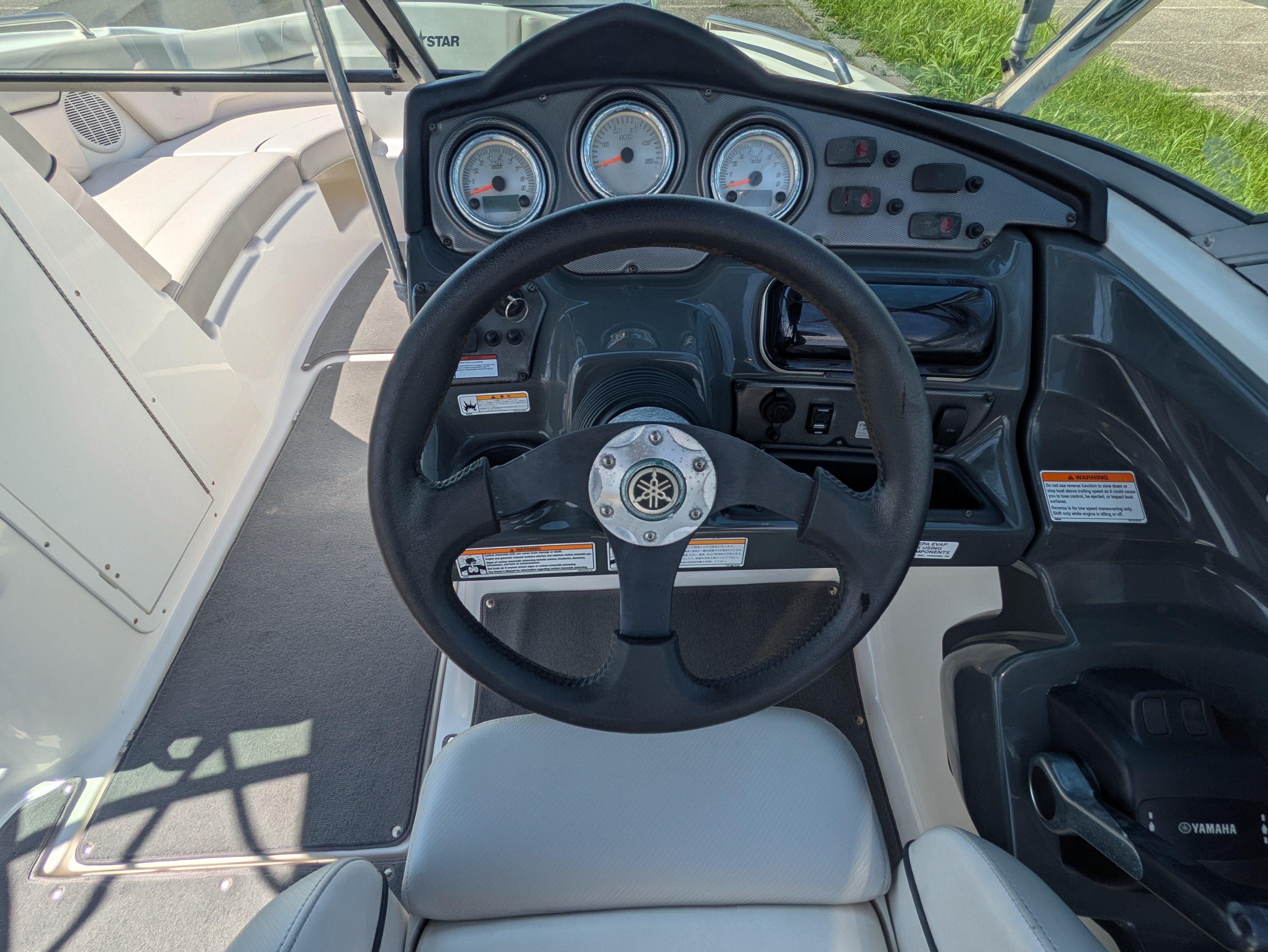 SX210 with Waketower '12 [Used]