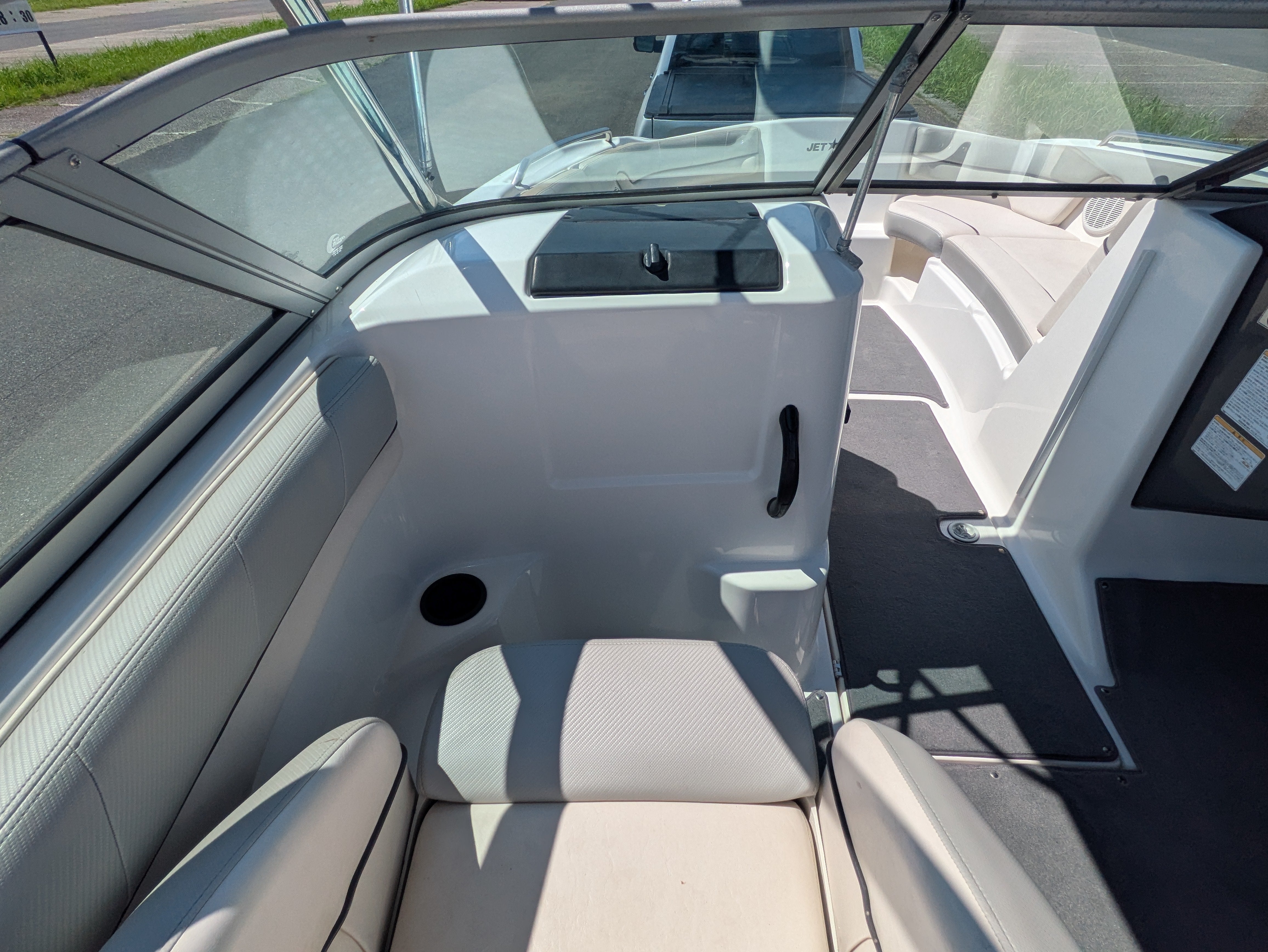 SX210 with Waketower '12 [Used]