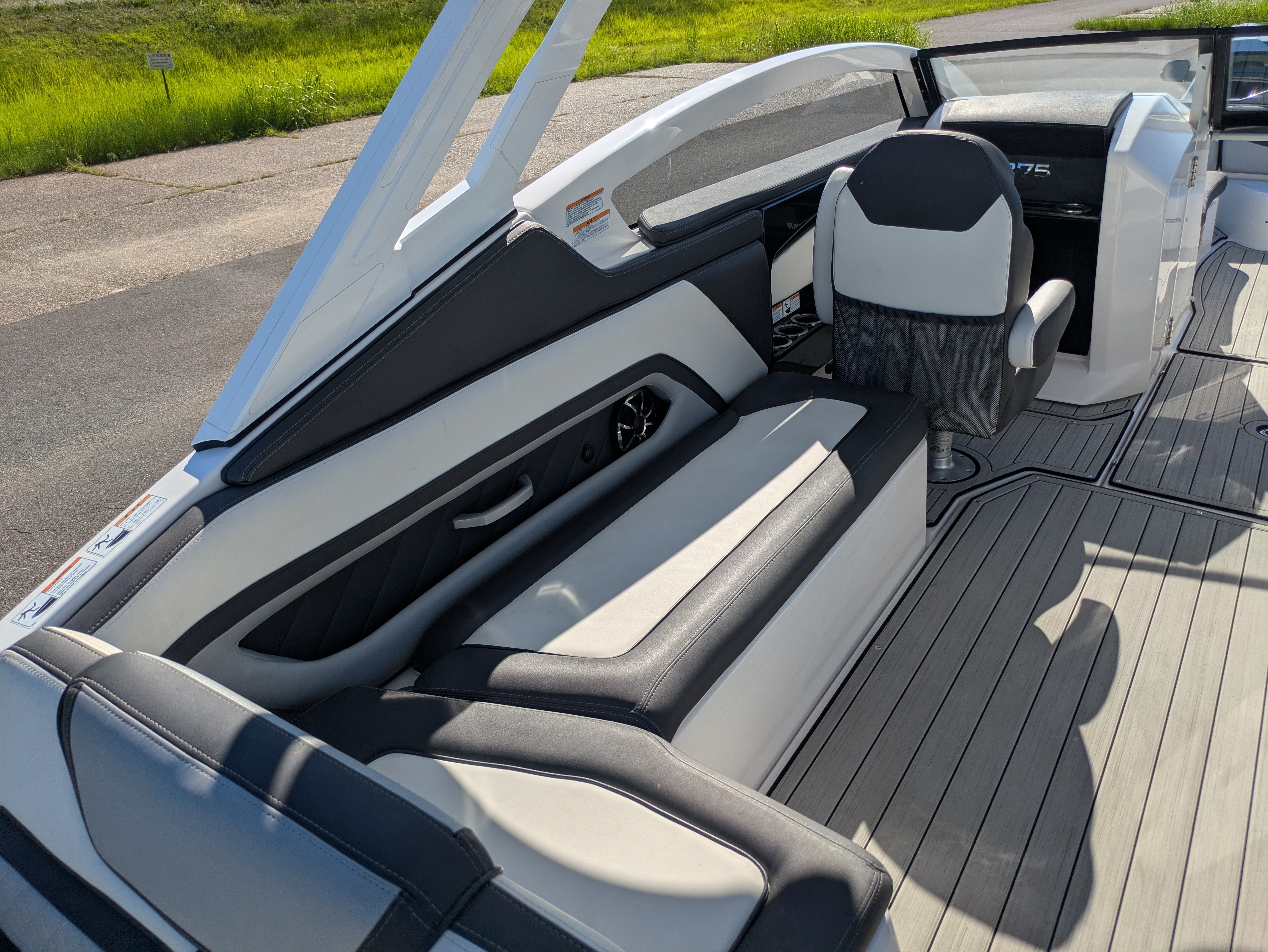 275SD '21 [Like new condition]