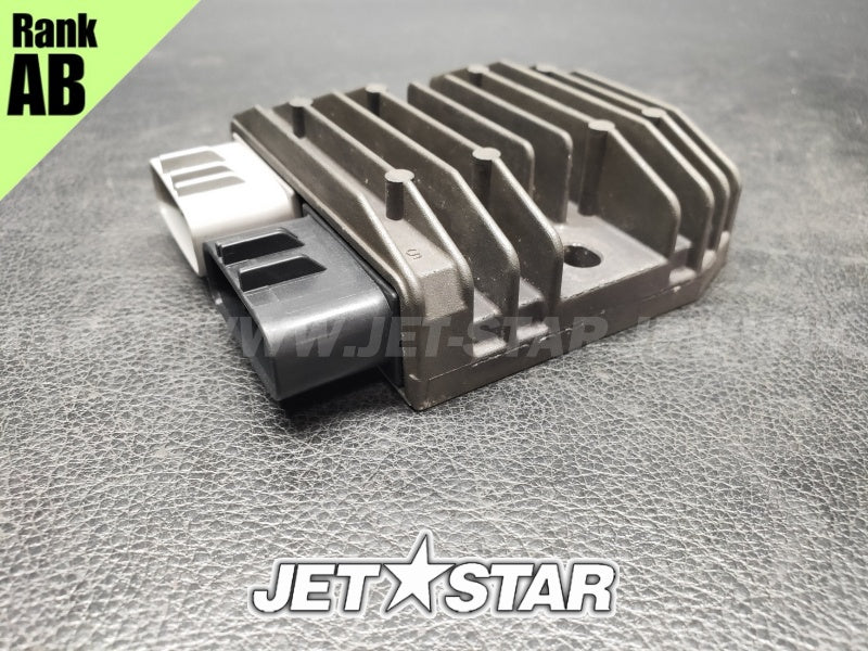 Used 710001103 VOLTAGE REGULATOR [S1330-22]