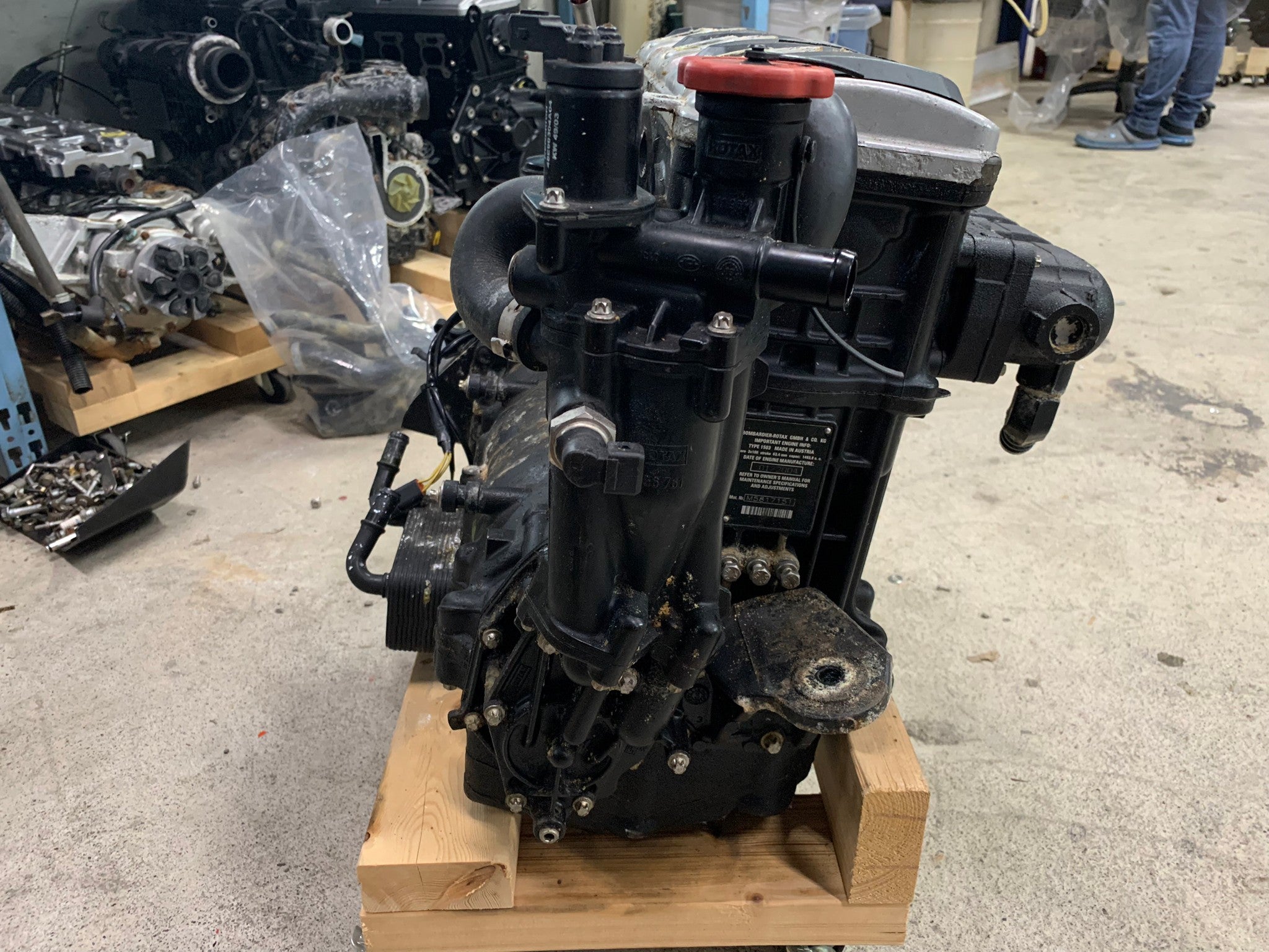 Used ENGINE GTX 4-TEC '04 [S5215-00]