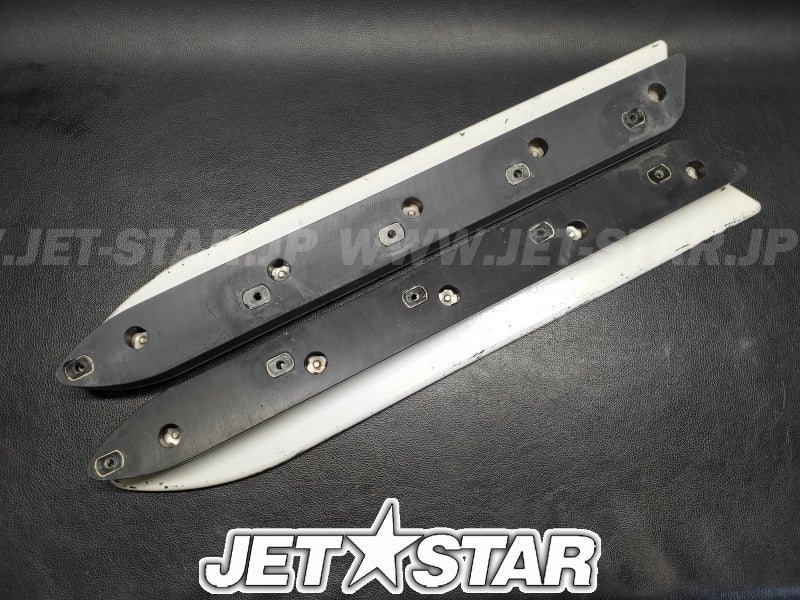 Used Aftermarket SPONSON [X2307-24]