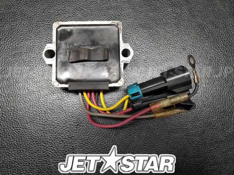 Used 883072T2 VOLTAGE REGULATOR [X2309-05]