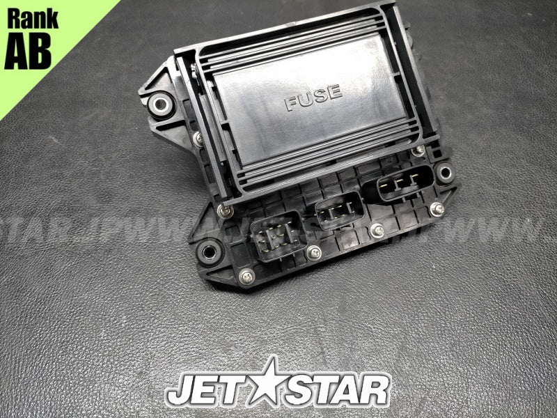 Used 6EX-82170-01-00 FUSE BOX ASSY [X2404-57]