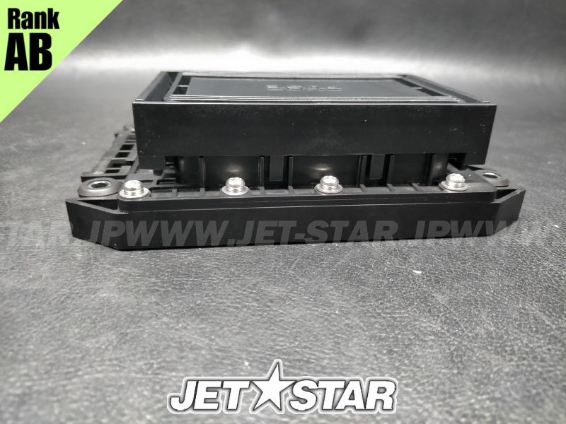 Used 6EX-82170-01-00 FUSE BOX ASSY [X2404-57]