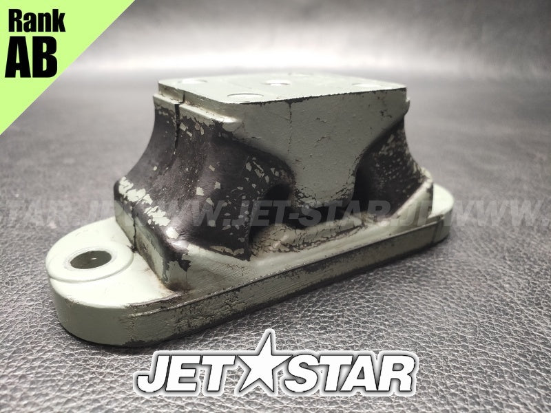 Used 67X-44517-00-5B MOUNT RUBBER [Y1574-28]