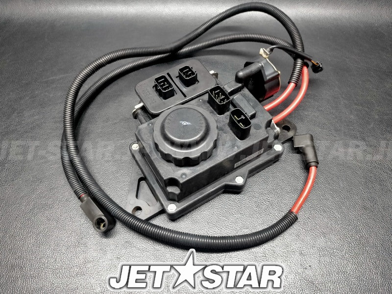 Used 6D3-82170-00-00 FUSE BOX ASSY [Y2070-03]