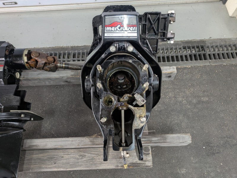 Mercruiser Alpha one drive super complete [Fresh water only use, Great condition] [X2505-06]