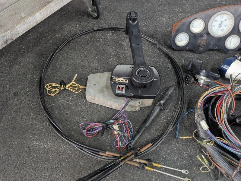 Mercruiser 3.0LX Complete ENGINE Used [Fresh water only use, Great condition] [X2505-04]