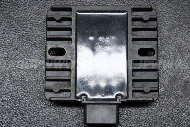 Used 21066-3718 REGULATOR-VOLTAGE  [K1806-11]