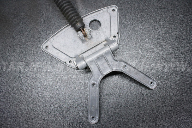 Used 11056-3703 BRACKET [K3327-30]