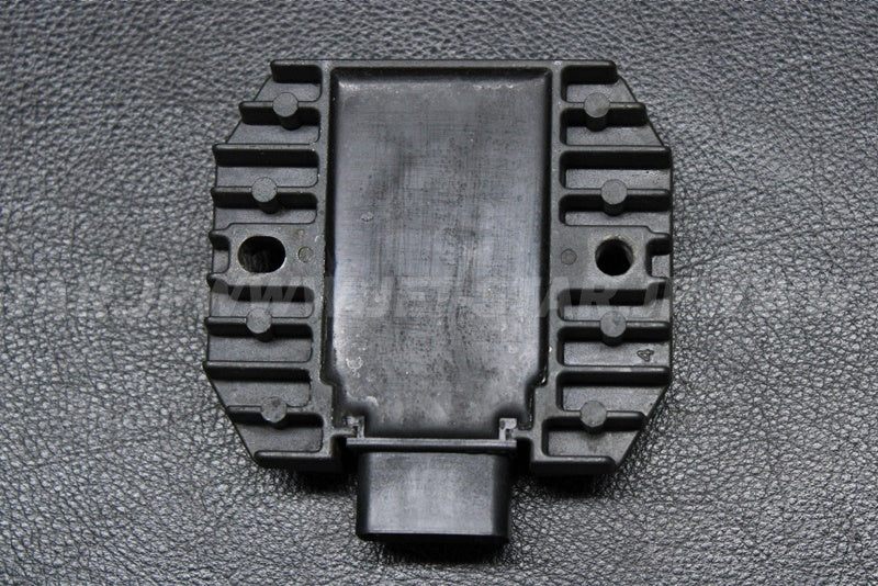 Used 21066-3717 REGULATOR-VOLTAGE  [K7220-10]