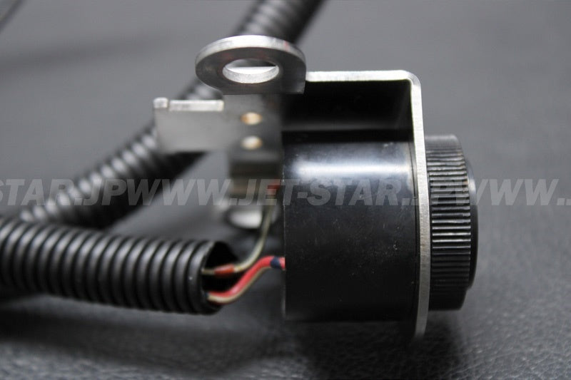 Used 27003-3704 HORN  [K7220-31]