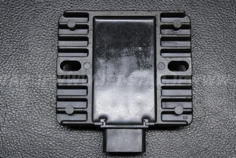 Used 21066-3718 REGULATOR-VOLTAGE  [K8069-10]