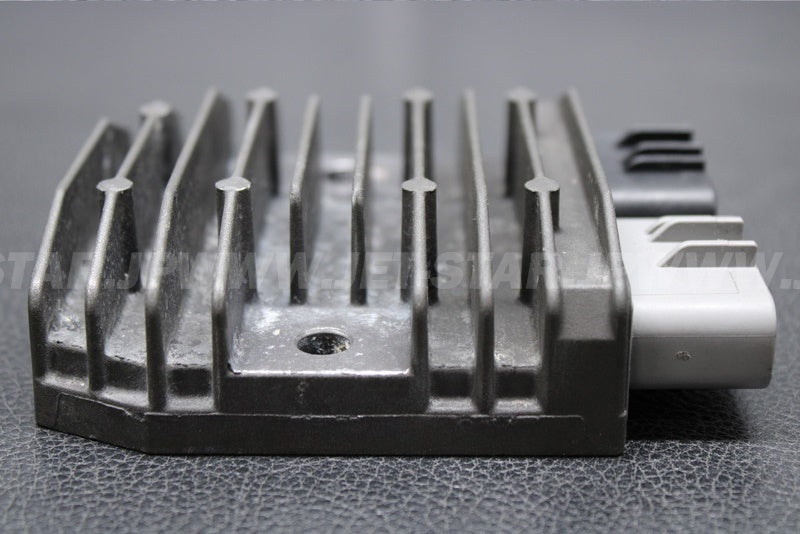 Used 710001103 VOLTAGE REGULATOR [S3386-07]