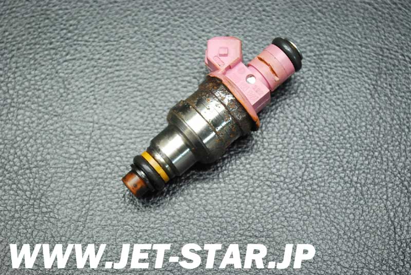 Used 270600017 INJECTOR. [S560-015]