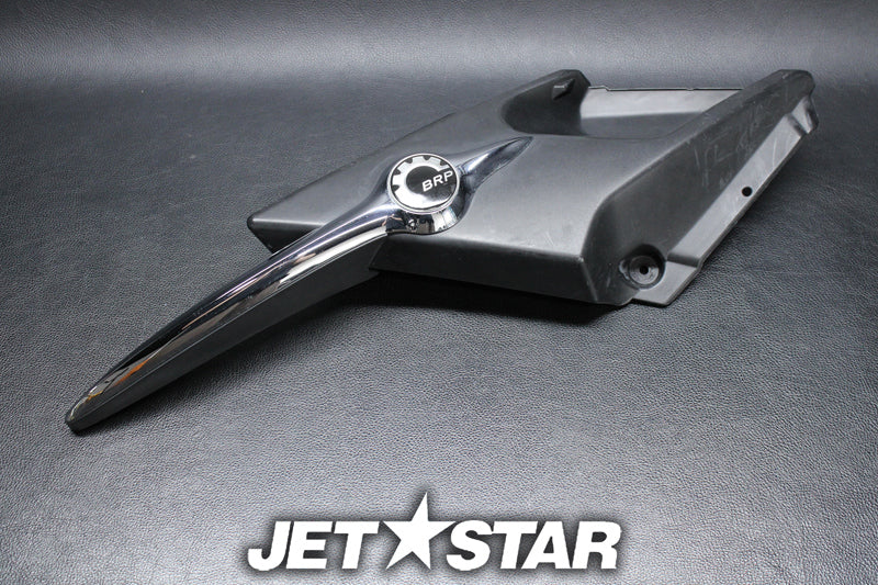 Used 269500932 LH GRILL ASS'Y [S9660-40]