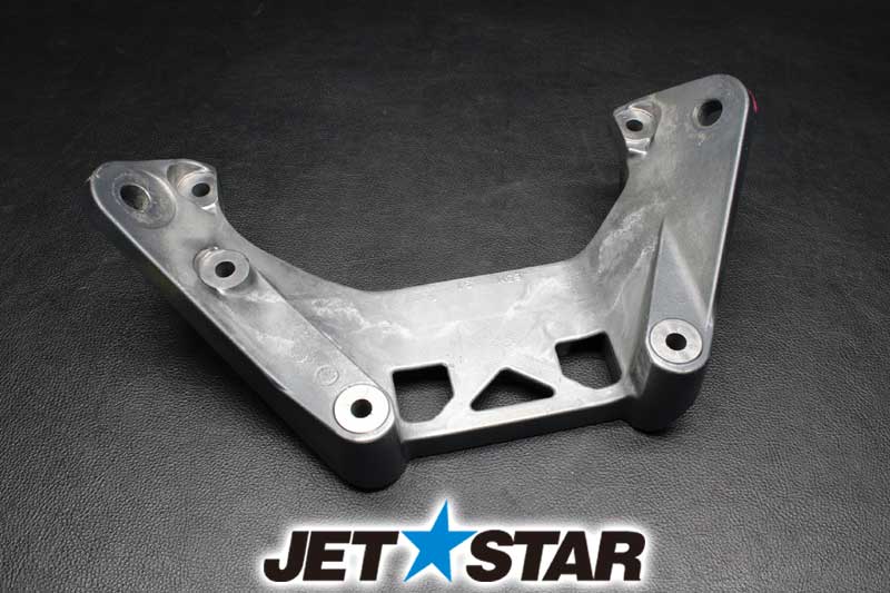 Used 63M-21415-03-00 BRACKET, FRONT UPPER 1 [X007-068]