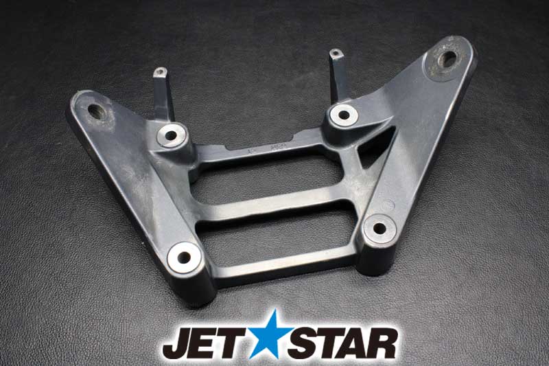 Used 63M-21425-01-00 BRACKET, REAR UPPER 1 [X007-069]