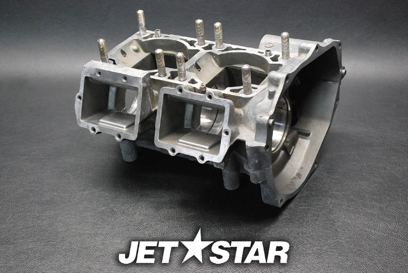 Used 14001-5332 SET-CRANKCASE [X012-053]