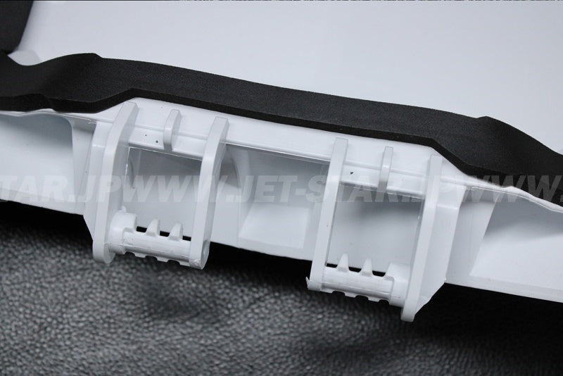 Used 264000081 GLOVE DOOR, WHITE [X2206-45]