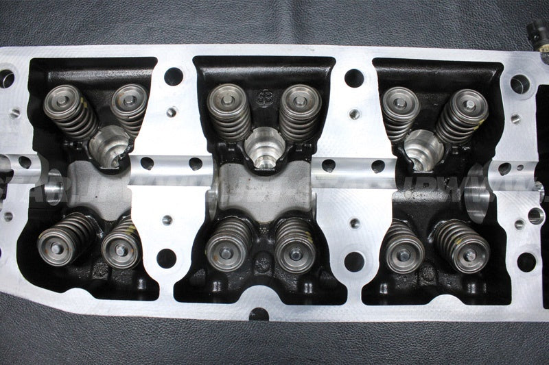 Used 420413258 CYLINDER HEAD ASS'Y [X2207-04]
