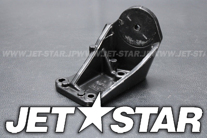Used 420811794 FRONT ENGINE BRACKET [X2207-31]