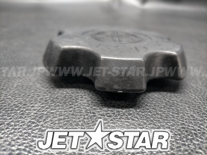 Used GP7-U7831-11-00 CAP, FUEL FILLER YMUS [X2302-24]