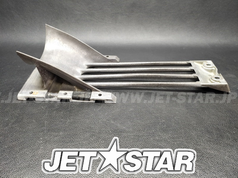 Used 65R-R1333-00-00 SCREEN, INTAKE YMUS [Y4424-28]