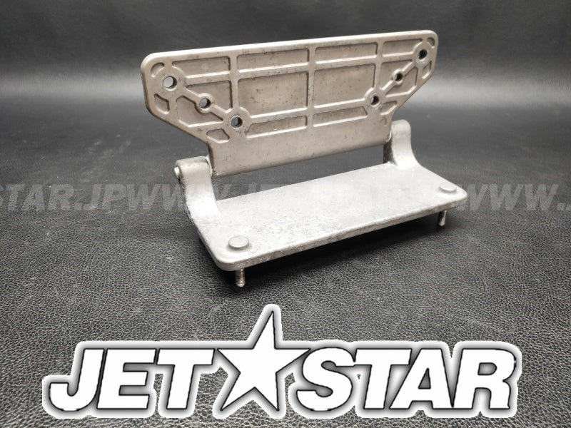 Used F2S-U517D-00-00 HINGE, LID [Y7815-27]