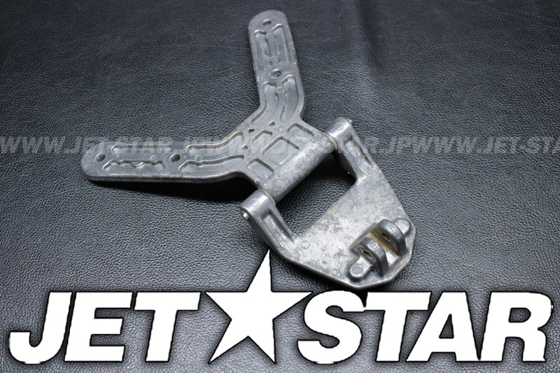 Used F1B-6517D-00-00 HINGE, LID [Y8775-25]